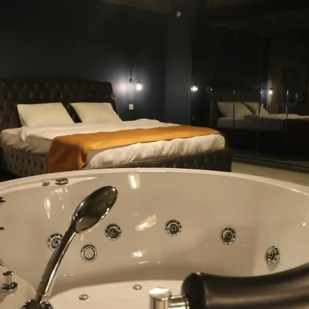 Quarto em Acomodações Particulares Mas Karakoey *