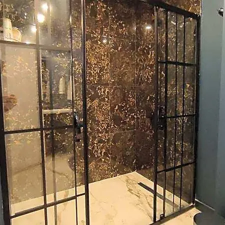 Homestay szállás Mas Karakoey